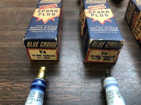 VINTAGE BLUE CROWN T4 10MM SPARK PLUGS SET OF 6 NOS 919 EBay