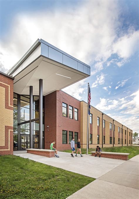 Elkhorn Valley Schools, Renovation and Expansion - Clark & Enersen