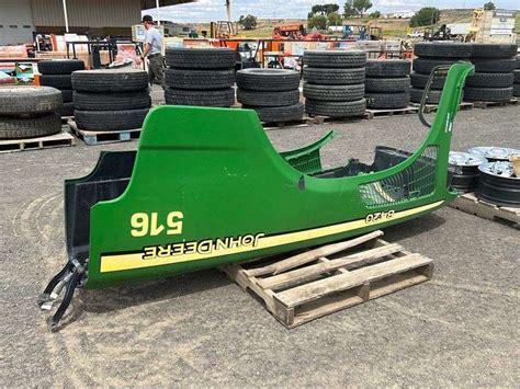 John Deere 8420 Hood Booker Auction Company