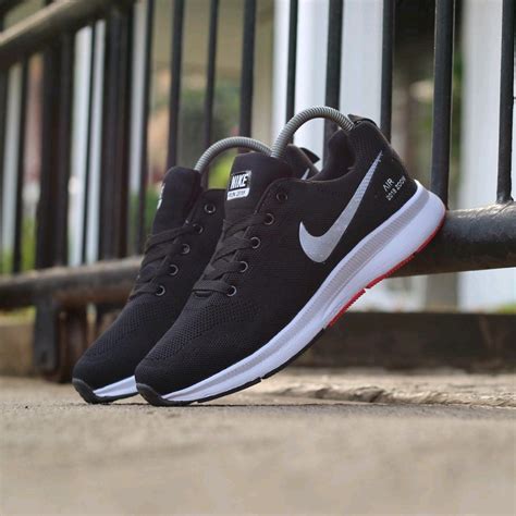 sepatu nike terbaru   harganya artikelsepatu