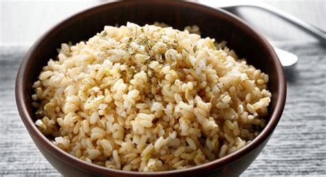 Por esta razón comer arroz integral es uno de los hábitos más