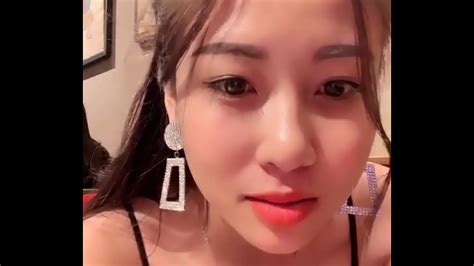 HOT Clip Sex Đến quán cafe khoe hàng TUOI69