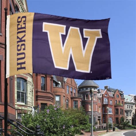 Washington Huskies 3' x 5' Flag - Purple/Gold | University of ...