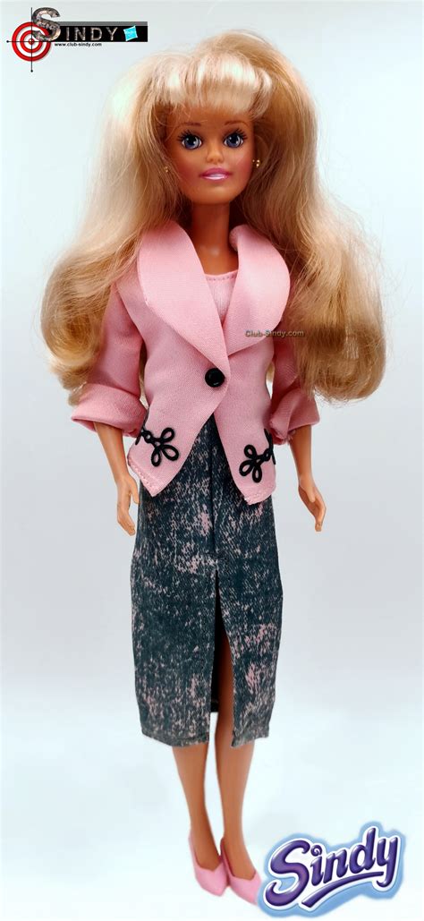 Hasbro Sindy Collection Chic Collection Sindy