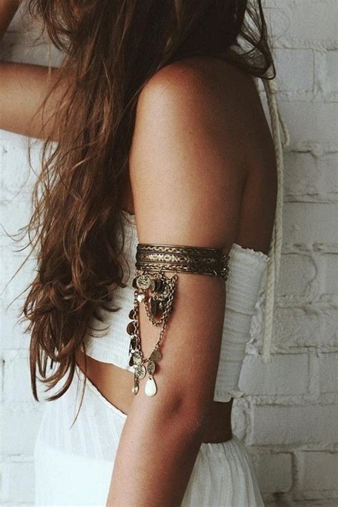 20 Bracelets De Bras Pour Un Look Boho