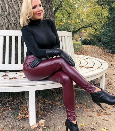 Busty Milf Catrice Nylons High Heels Short Skirt Mature Porn Photo