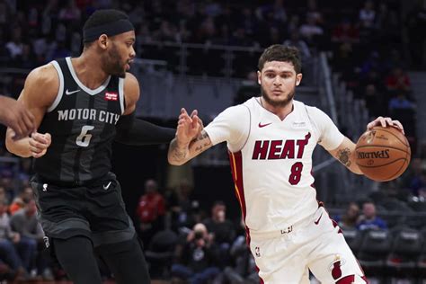 Tyler Johnson Arrives In Phoenix But Is He The Suns Answer At Point