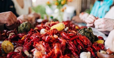 Buy Live Crawfish Online | Louisiana Crawfish Company