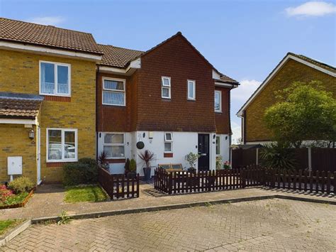 2 Bed Terraced House For Sale In Nursery Gardens Hoo St Werburgh