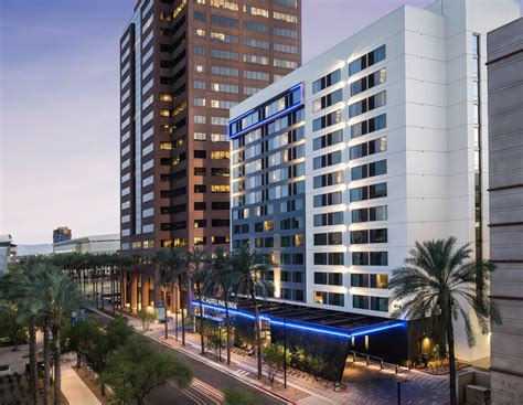 6 Best Hotels in Downtown Phoenix | Moontower Phoenix