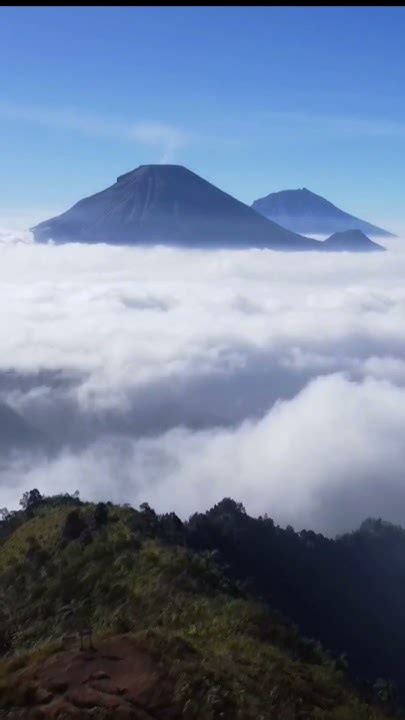 Sindoro Sumbing Dari Gunung Bismo Sewadronebanjarnegara Youtube