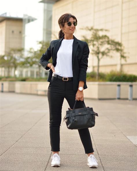 Ways To Wear A Blazer With Jeans For Day Or Night Laptrinhx News