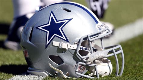 Los Dallas Cowboys O Vaqueros De Dallas Son Un Equipo Profesional De