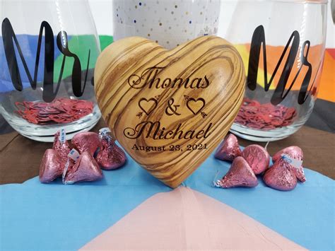 Heart Shape Plaque Memorial Plaque Engraved Custom Message Wood Ornament Modern Valentine Day