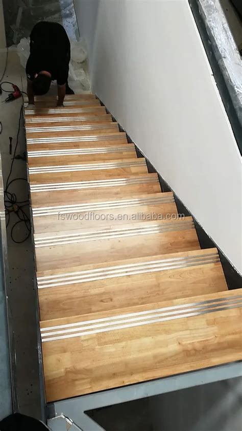 Prefinished Oak Wood Stair Treads With Anti-slip Strip - Buy Oak Stair Treads,Wood Stair Tredas ...