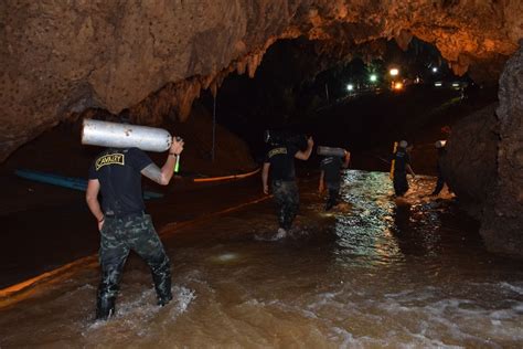 Thai cave rescue: everyone is out and safe | West Herald