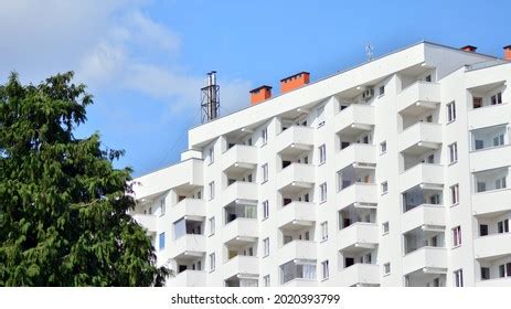 Modern White Facade Residential Building Large Stock Photo 2020393799 ...