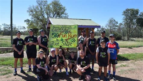 lightning ridge central school students  part   run