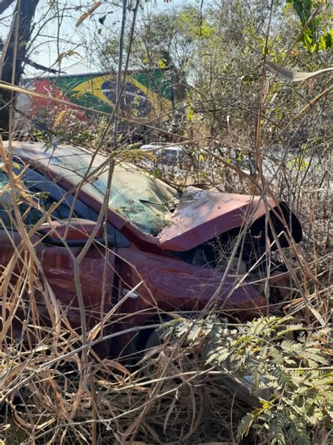 Seis pessoas ficam feridas em colisão entre carros na BR 251 em Montes