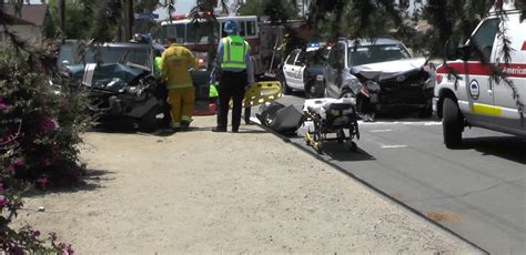 HemetEyeNews: Hemet Police responds to head on collision on Santa Fe ...