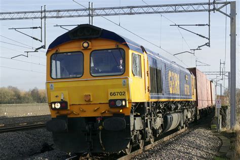 Tamworth Low Level Gbrf Class 66 No 66702 Blue Lightning Flickr