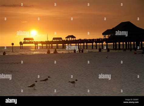 Pier Ocean Beach Florida Hi Res Stock Photography And Images Alamy