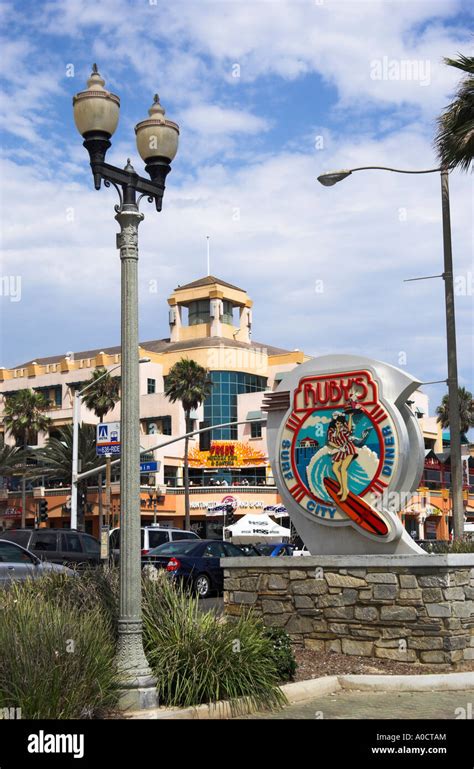 Rubys Surf City Diner Sign At Pier Plaza On Main St Huntington Beach