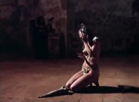 Naked Ellen Sherman In La Mansion De La Locura