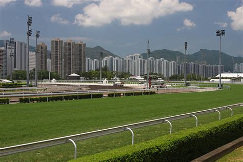 150 Happy Valley At Yarışı Pisti Stok Fotoğrafları Resimler Ve