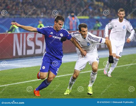 Fc Dynamo Kyiv Del Juego De La Liga De Campeones De Uefa Contra Chelsea