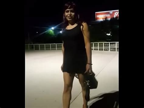 Travesti caminando por la calle Támara Gorza XVIDEOS