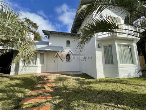 Venta De Casa De Dormitorios Y Dependencia En Montoya Punta Del Este