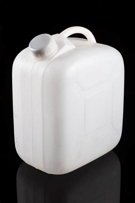 White 10 Liter Jerrycan For Chemical At Rs 32 Piece In Kolkata ID