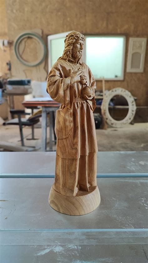 Jesus Christ Wood Statue – Carved Art