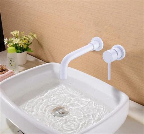 Modern Brass Wall Mounted Faucet – Warmly