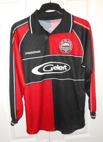 Porthmadog Home football shirt 2009 - ?. Sponsored by Gelert