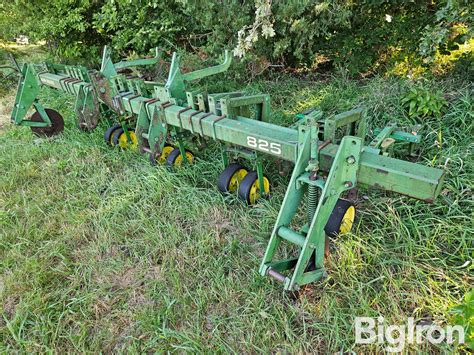 John Deere R Row Crop Cultivator Bigiron Auctions