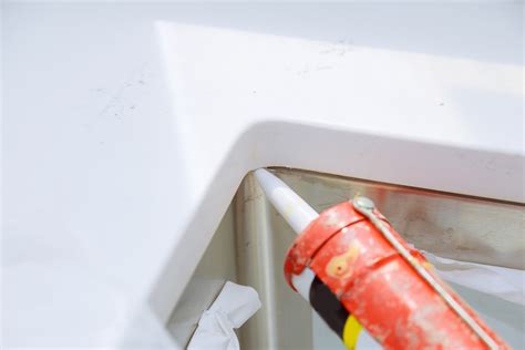 The Best Caulk For Kitchen Sinks 2022 The Home Tome