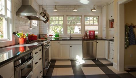 An Easy Guide To Kitchen Flooring