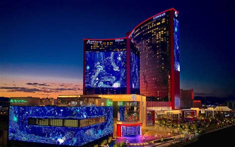 History of Las Vegas Casinos - Who Built It & How Sin City Came To Be