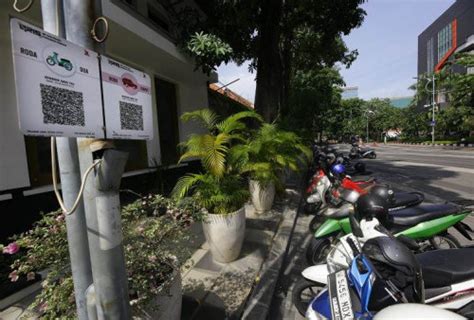 Mulai Hari Ini Parkir Di Taman Bungkul Dan Balai Kota Surabaya Wajib