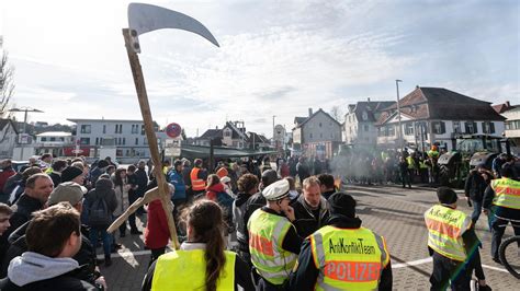 Politischer Aschermittwoch Tumulte In Biberach Gehen Zu Weit STERN De