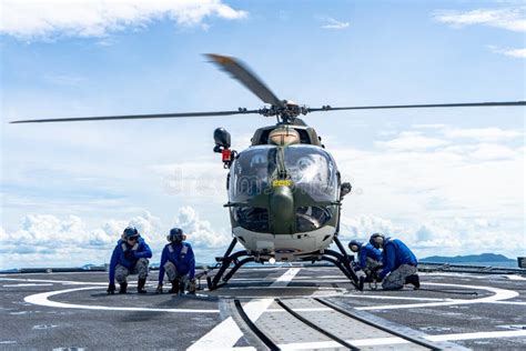 Seamans Chalk And Chain An Eurocopter Ec T Helicopter On The