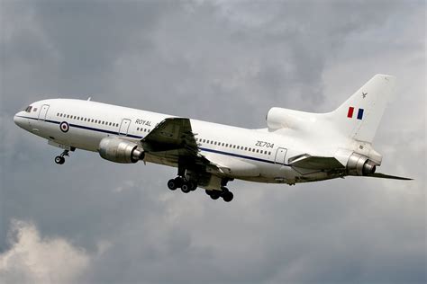 Ze704 Lockheed L 1011 385 3 Tristar C2 216 Squadron Raf Flickr