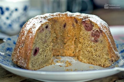 Gugelhupf Mit Kirschen Schattenmorellen Madame Cuisine