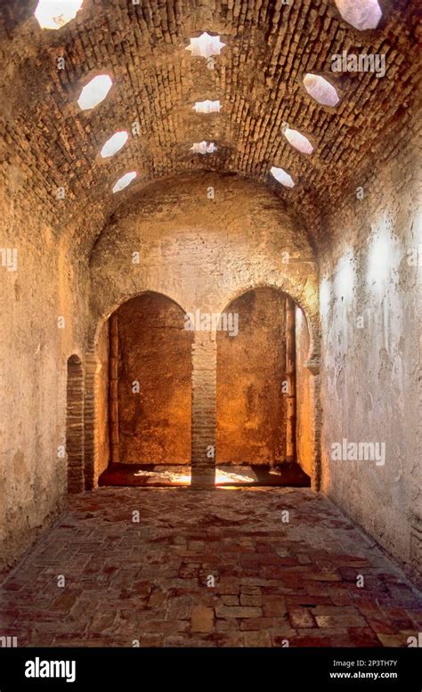 El Banuelo Arab Bath In Hi Res Stock Photography And Images Alamy