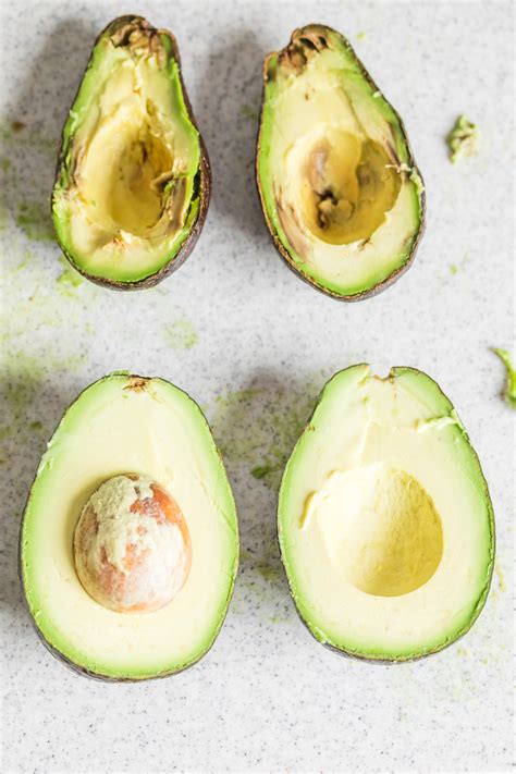 how to know when to pick an avocado