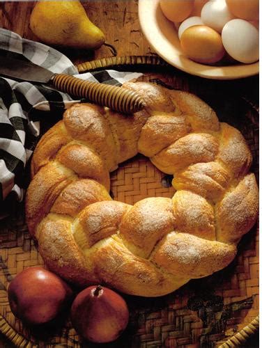 Sweet Bread Wreath