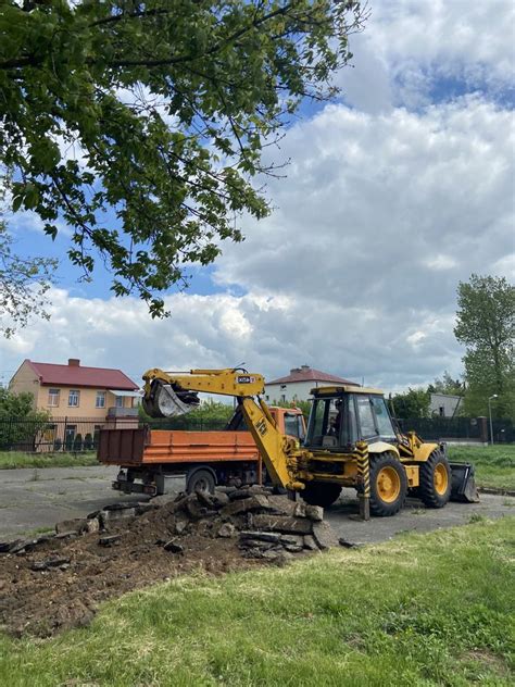 Usługi Koparko Ladowarka Koparka Ładowarka Wynajem Prace Ziemne Grajewo