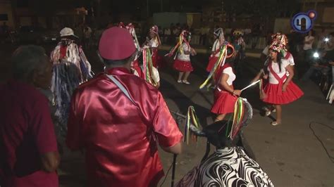 Música dança e alegria marcam tradição do Reisado YouTube